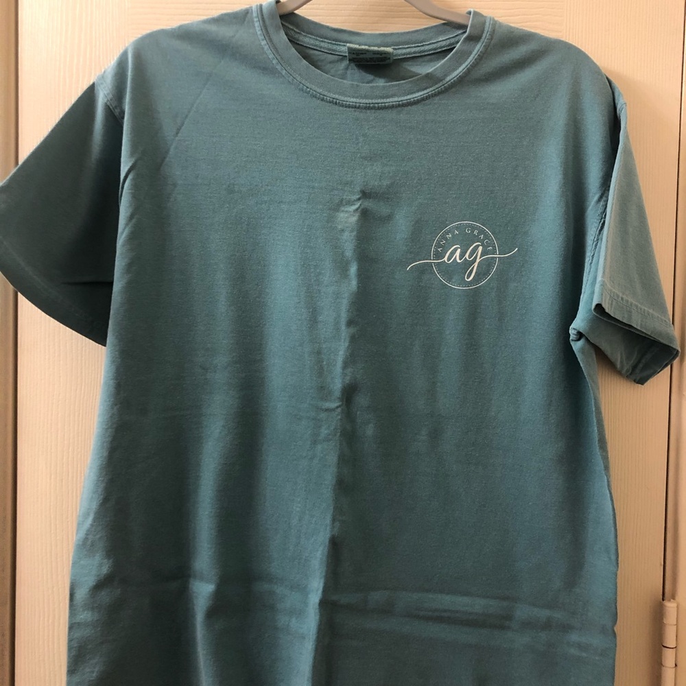 -Anna Grace brand t-shirt